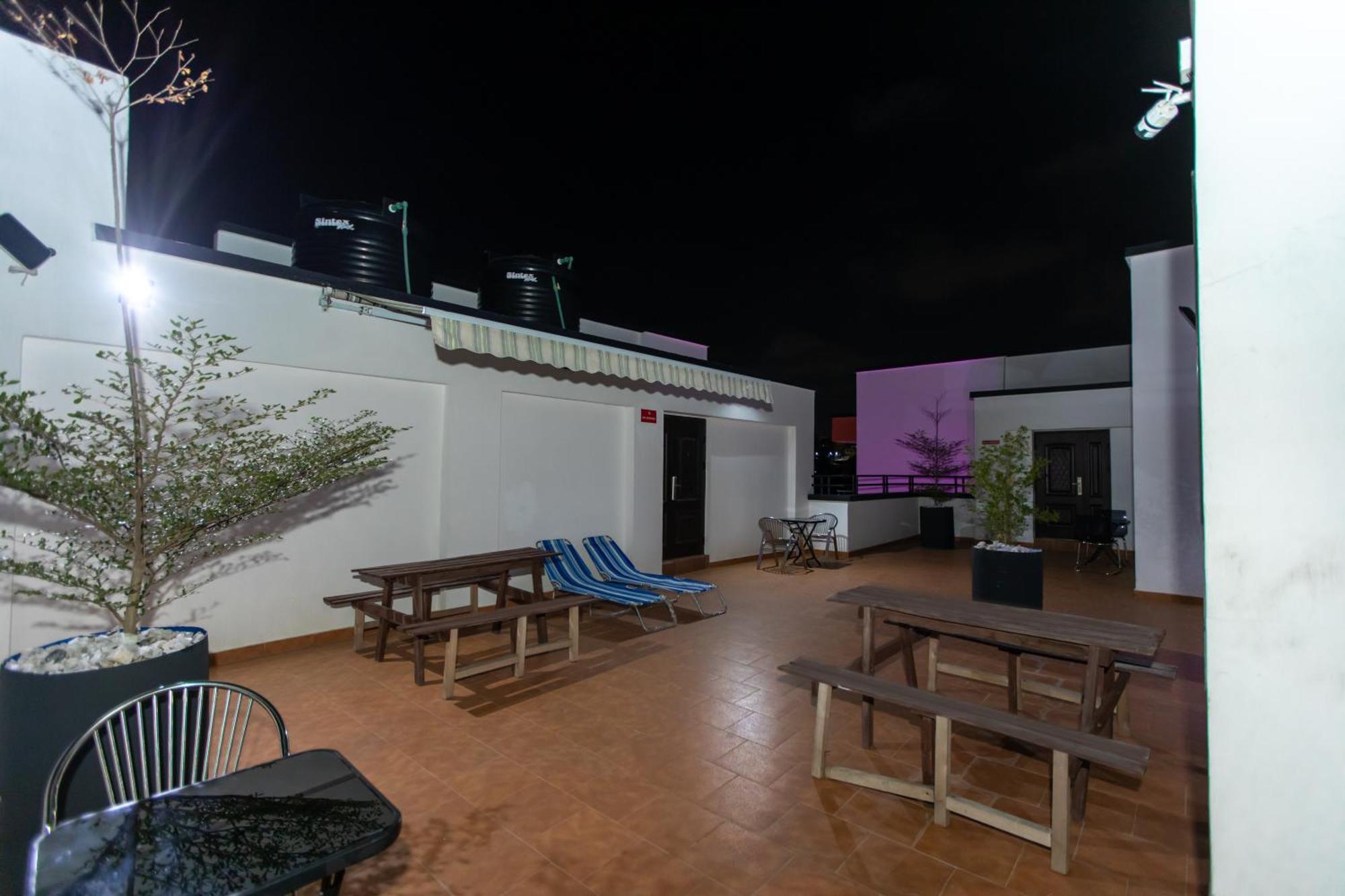 Kwashieman Washington Apartments - Just 25Mins Drive From The Airport מראה חיצוני תמונה